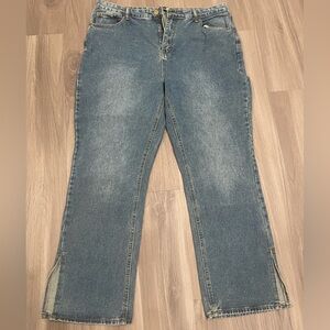 Women’s Boohoo Blue Denim wide leg Jeans with slit bottom - Size 18